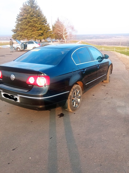 Volkswagen Passat B6 2006г.бензин 2л.турбо. (3)