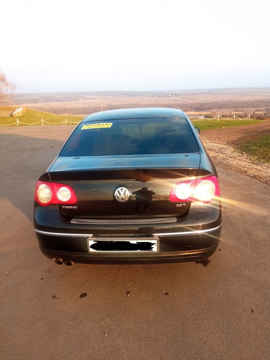 Volkswagen Passat B6 2006г.бензин 2л.турбо. (4)