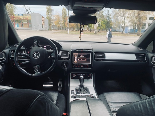 Продается Volkswagen Touareg NF 2010
года, (4)