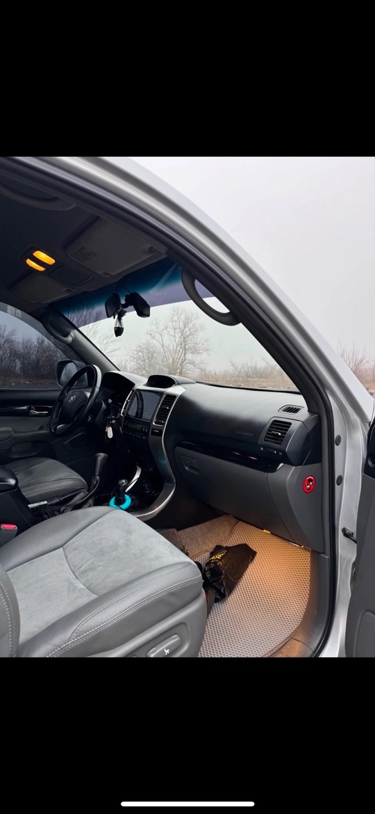 Продам 
От хозяина!!!
 TOYOTA LAND (9)