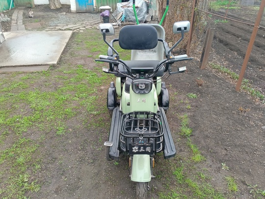 Продам трёх колёсный электро скутер (2)