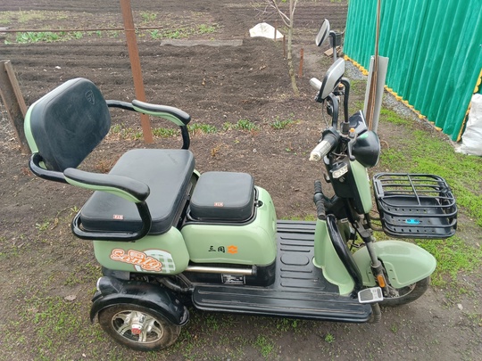 Продам трёх колёсный электро скутер (3)