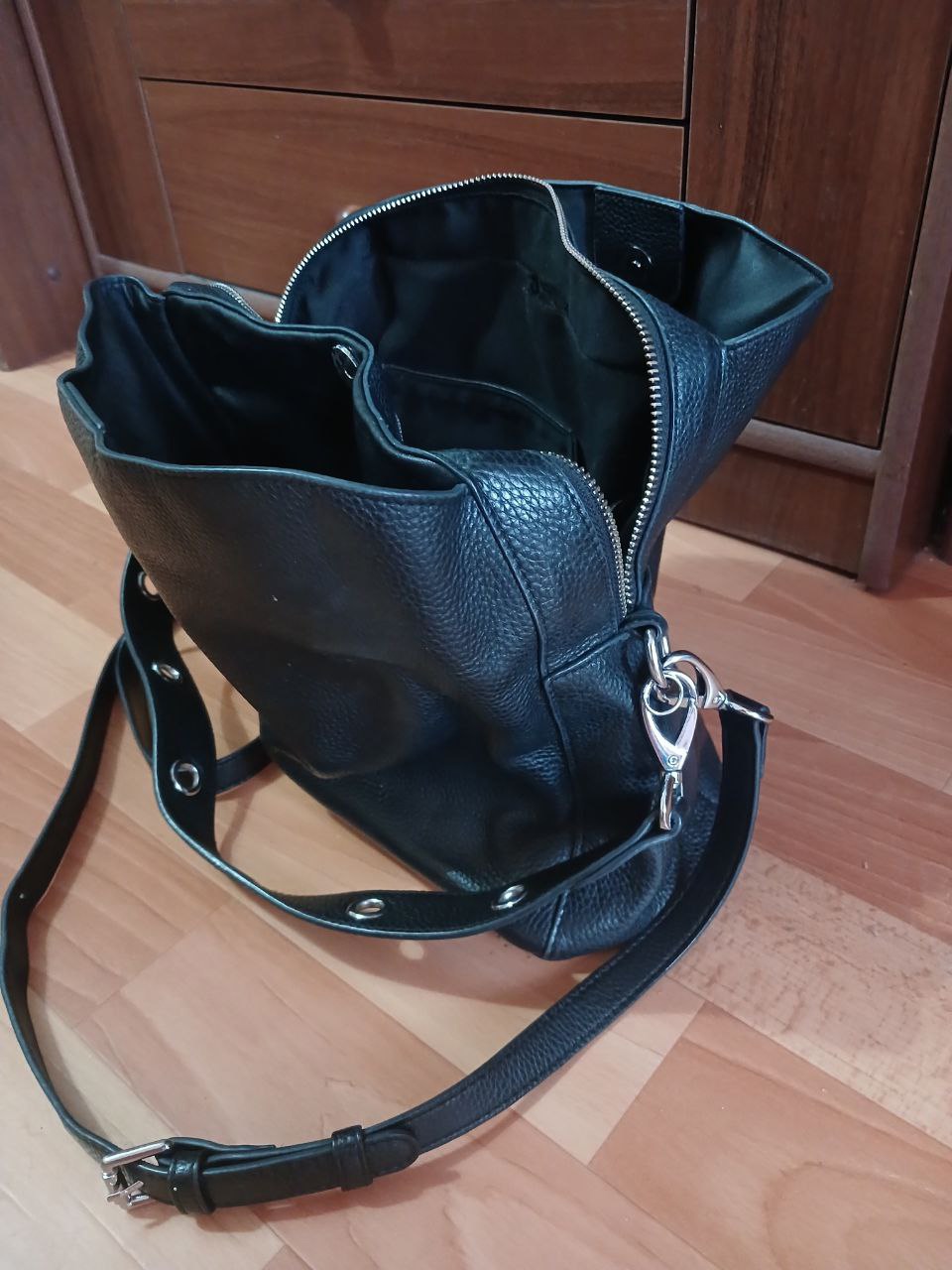 ПРОДАМ женскую сумку, натуральная кожа, (1)