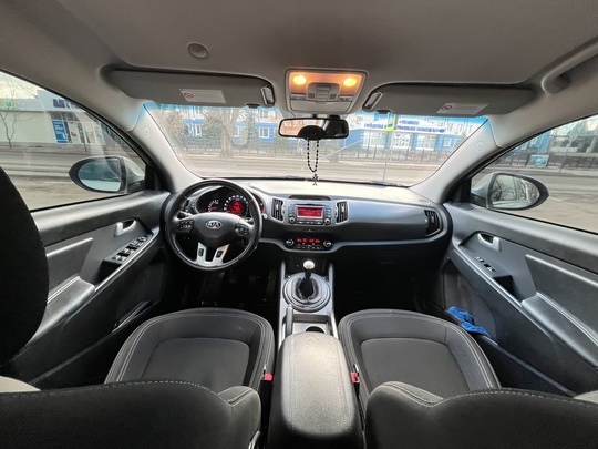 Продам KIA Sportage 2012 г (6)