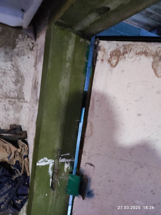 Продам ворота гаражные в Алчевске. (2)