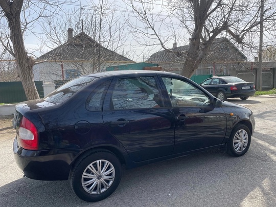 продам 2008 года авто в (4)