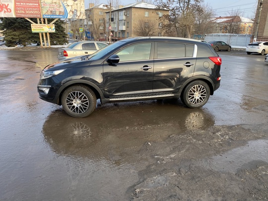KIA Sportage 
Год выпуска 2010
Двигатель (2)