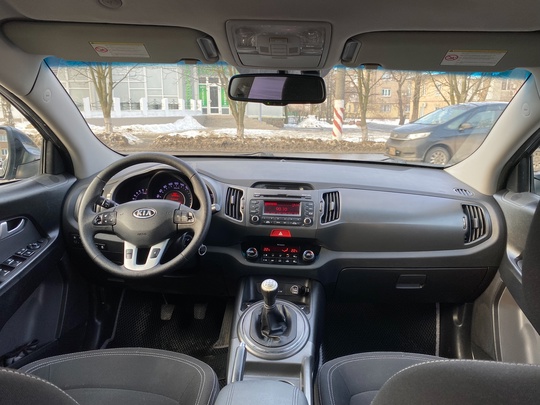 KIA Sportage 
Год выпуска 2010
Двигатель (5)