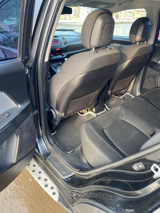 KIA Sportage 
Год выпуска 2010
Двигатель (7)