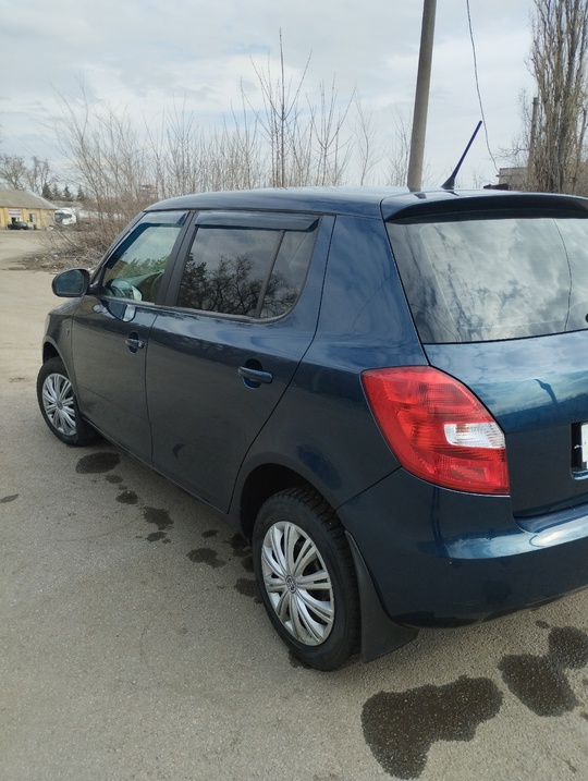 Продам Skoda Fabia 2 хэтчбек (2)