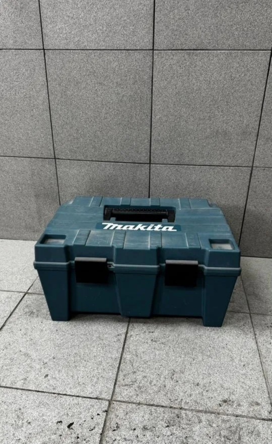 Ленточная шлифмашина makita 9910
Вопросы в (2)