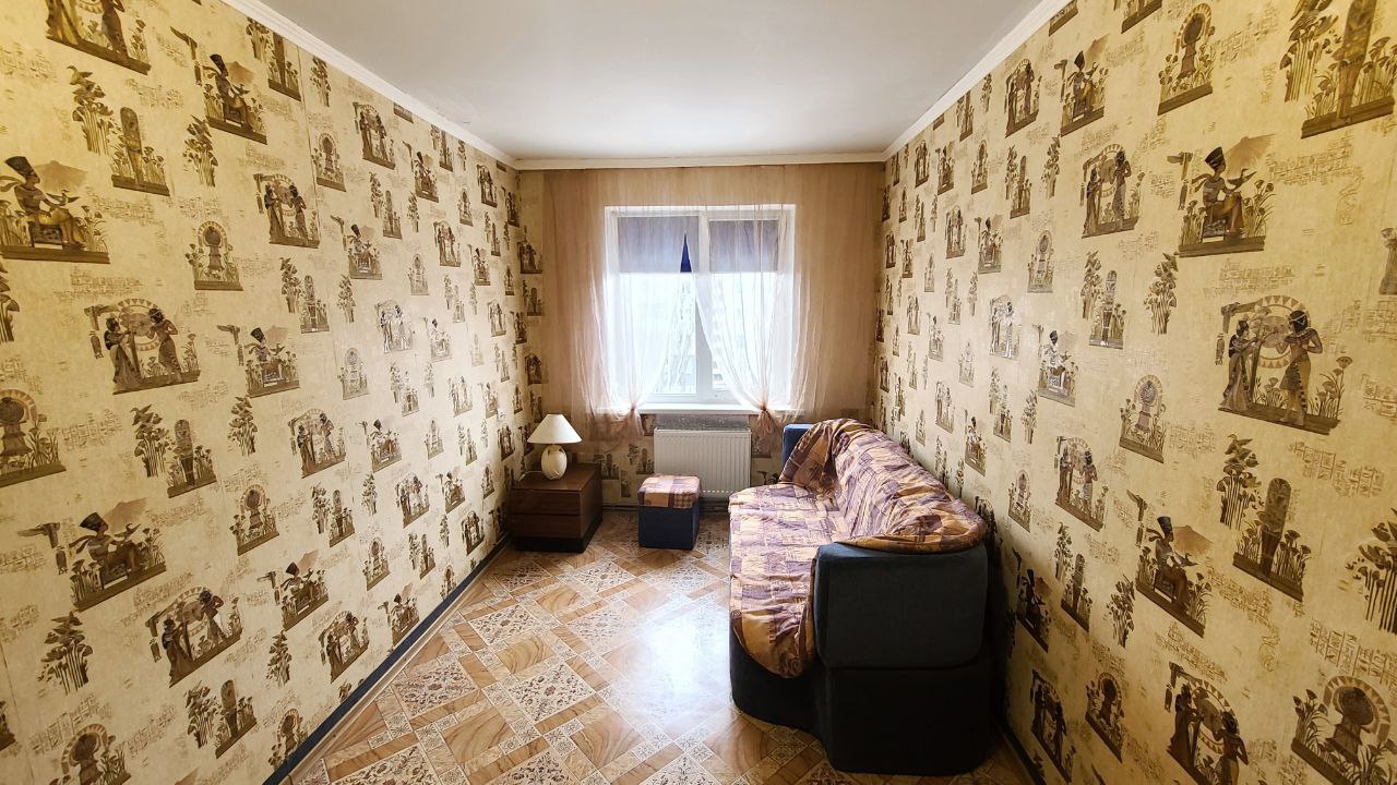 Продам 2х комнатную квартиру с (2)