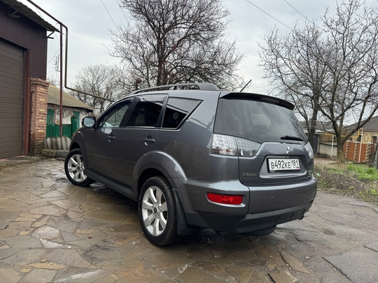 Продам Mitsubishi Outlander 2011
2.4 вариатор
Пробег (1)