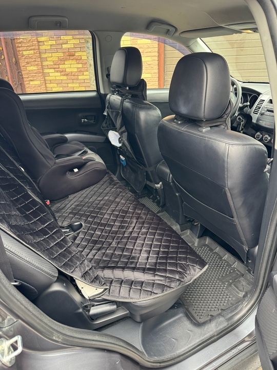 Продам Mitsubishi Outlander 2011
2.4 вариатор
Пробег (6)