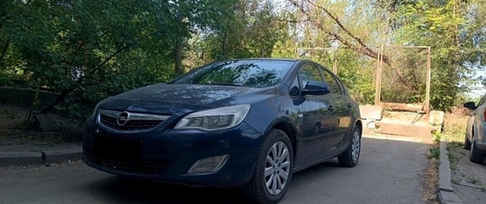 Продам. Opel Astra j 2011