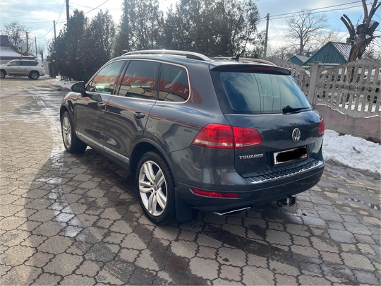 Продаю Volkswagen Touareg
2011 года выпуска
3.0 (3)