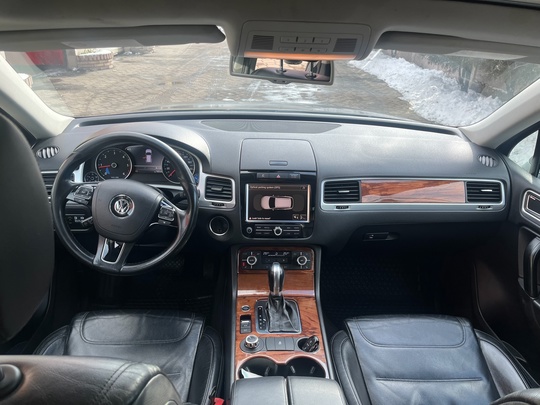 Продаю Volkswagen Touareg
2011 года выпуска
3.0 (5)
