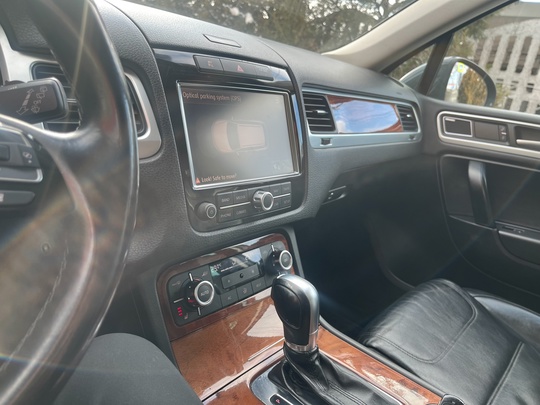 Продаю Volkswagen Touareg
2011 года выпуска
3.0 (6)