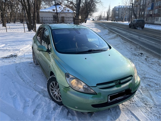 Продам Пежо 307
пробег родной 240 (1)