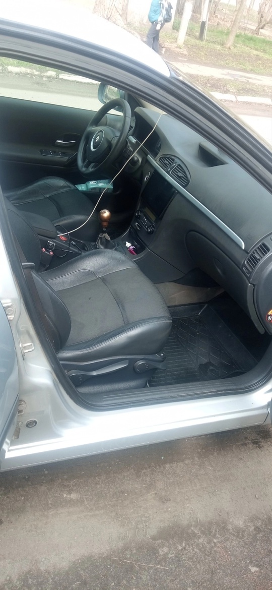 Продам Renault Laguna 2 рестайлинг (3)