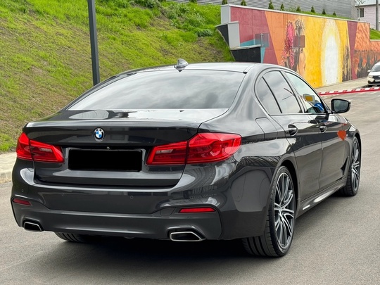 Bmw G30 530i xDrive 2019 (3)