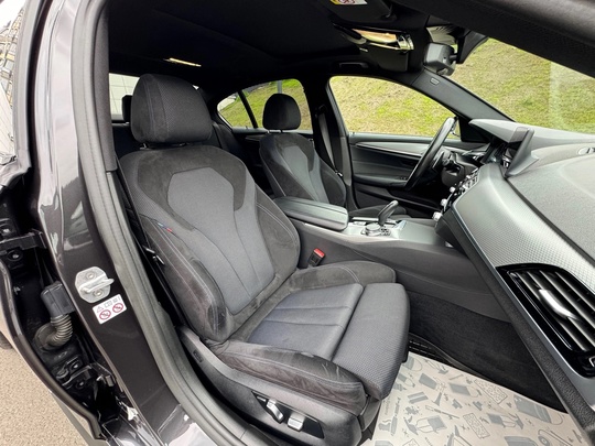 Bmw G30 530i xDrive 2019 (8)