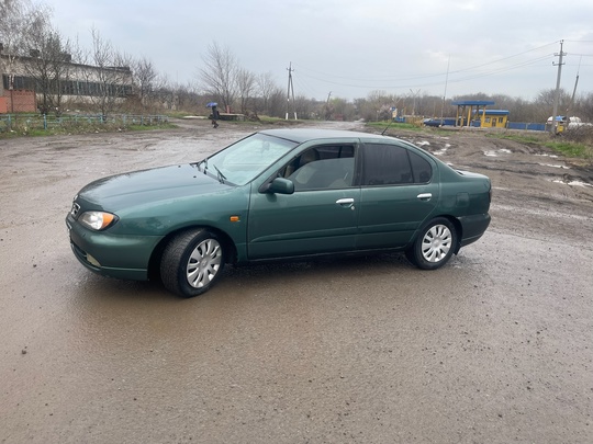 Продам Ниссан примера 2000г.в 
двигатель (1)