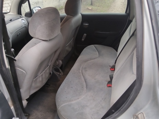 Продам Citroen C3, 2003 года, (7)