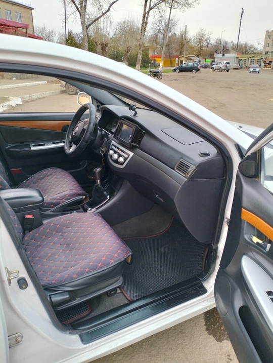 Продам Lifan Solano 1.6, 2011 (7)