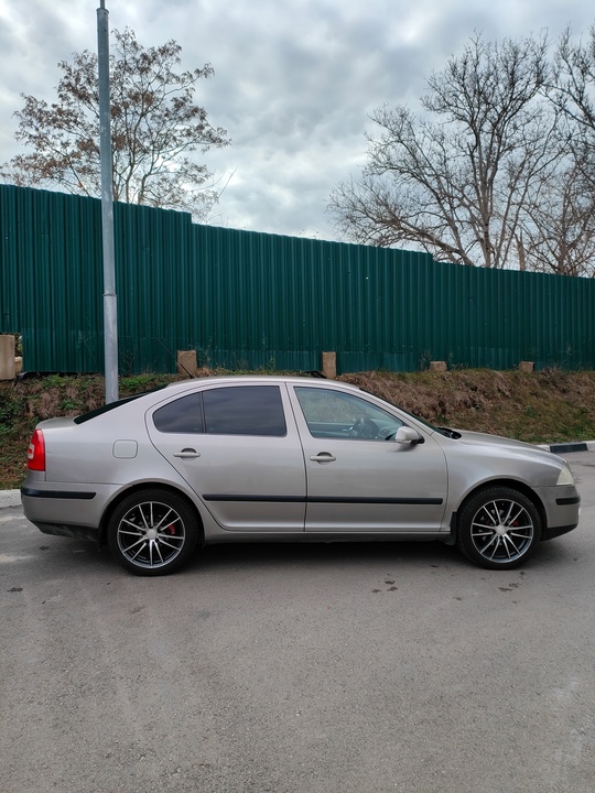 Цена: 780 000
Телефон: +79787741261

Марка: Skoda (3)