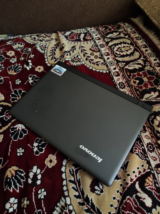 Продам ноутбук Lenovo B50-10 тонкий (2)