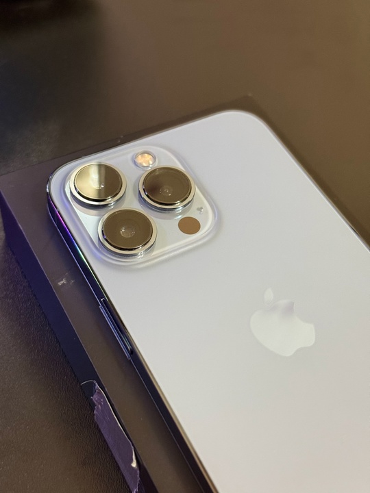 Продам iPhone 13 Pro на (1)