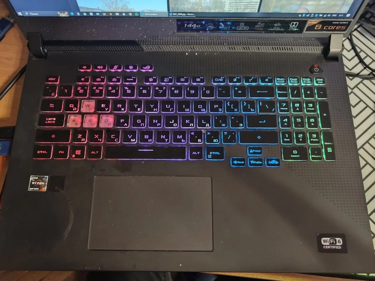 В продаже топовый ноутбук Asus (1)