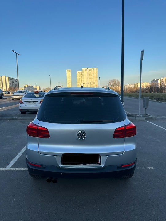 Volkswagen Tiguan 2011г рест 2.0л (5)