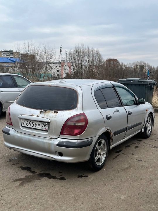 Ниссан Альмера 2000 год выпуска (3)