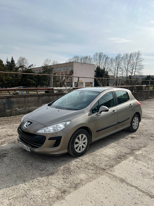2010год 
1.6 
Автомат
Все в исправном