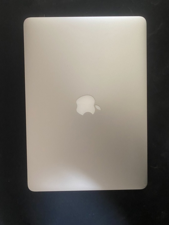 Macbook air 13 2015 
На