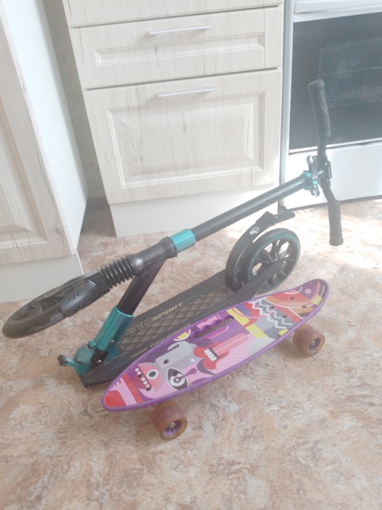 Продам эту пару. 2000 рублей.