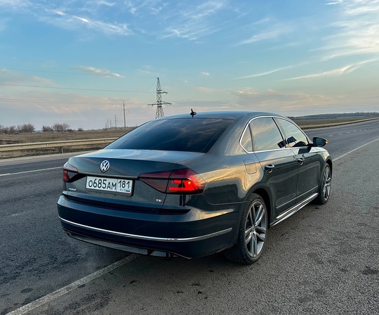В продаже Volkswagen Passat B8 (2)