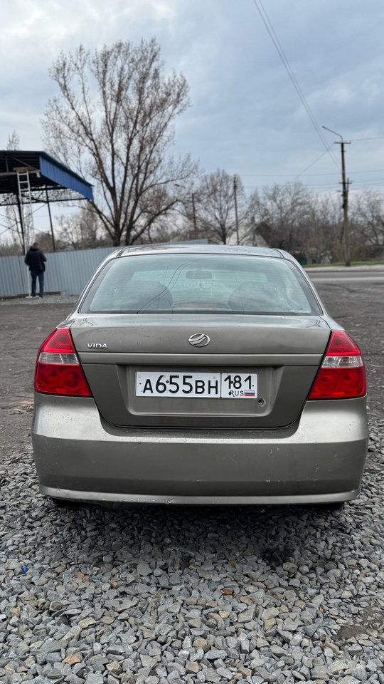 Продам Chevrolet Aveo 2012 года (4)