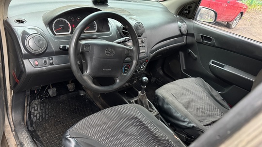Продам Chevrolet Aveo 2012 года (5)