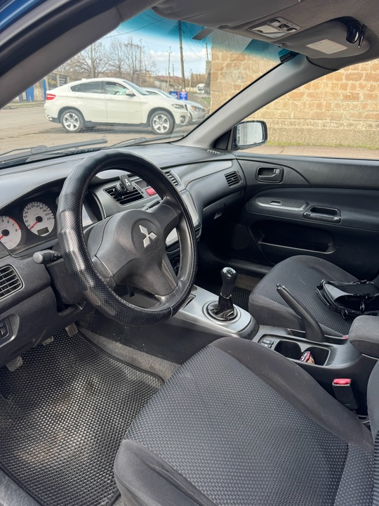 В Продаже Mitsubishi Lancer
Год выпуска (6)