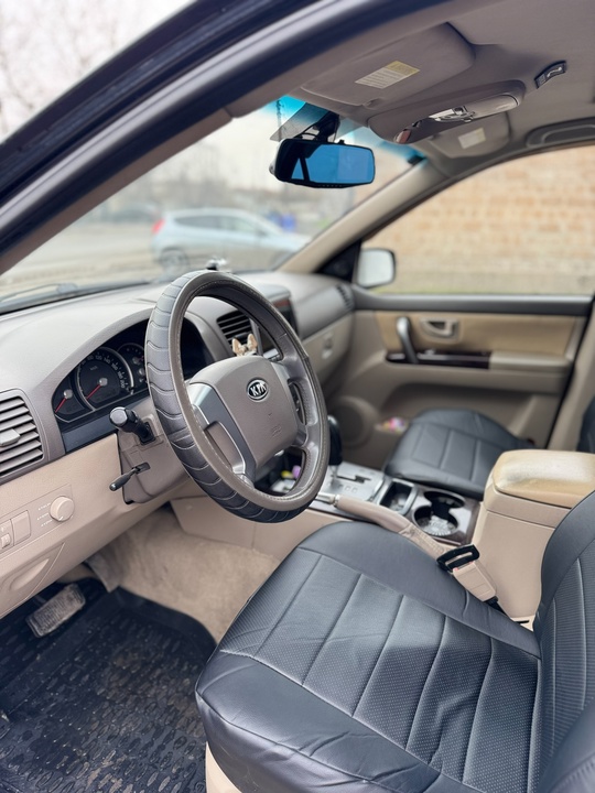 В Продаже KIA Sorento 
2007 (6)