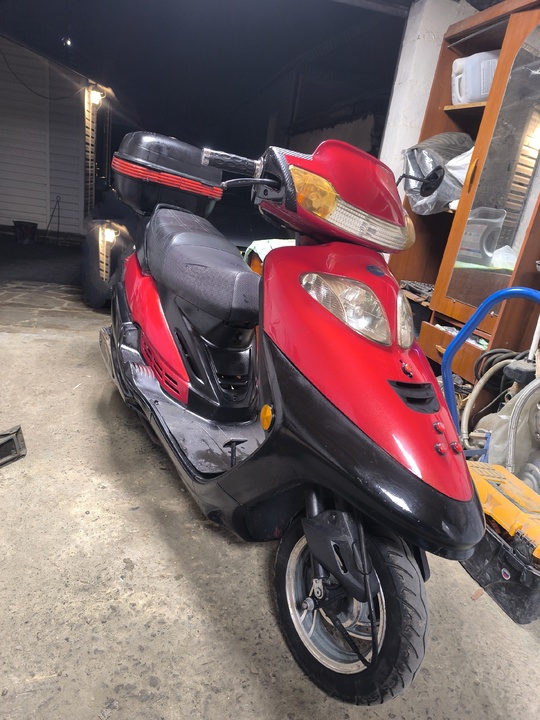 Продам Скутер 4Т 50cc.
В Отличном