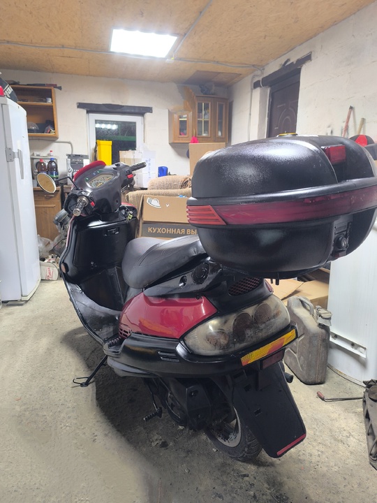 Продам Скутер 4Т 50cc.
В Отличном (3)
