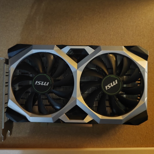 Луганск
Продаю б/у видеокарту MSI GTX