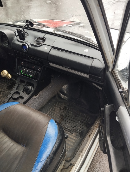 Ваз 2106 
1991 год выпуска.
Авто (5)