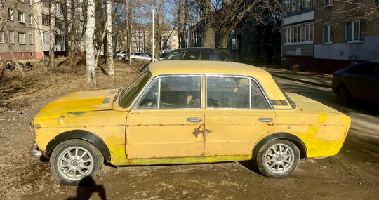 !В ПРОДАЖЕ ВАЗ 2103!

Документы:
все есть (4)