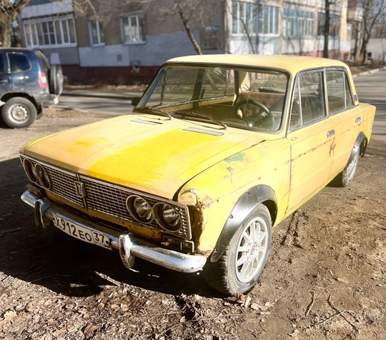 !В ПРОДАЖЕ ВАЗ 2103!

Документы:
все есть (5)
