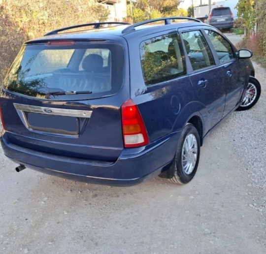 Ford Focus 1.6 МТ
300 000₽
Есть (2)